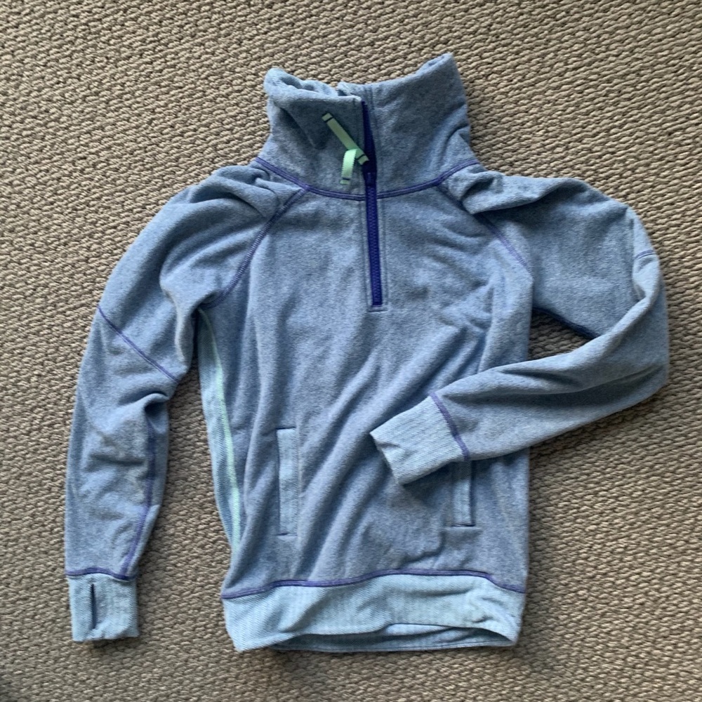 Ivivva pullover, 1/2 zip.